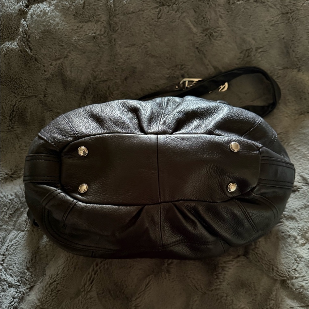B Makowsky Black Leather Bag - Picture 7 of 9